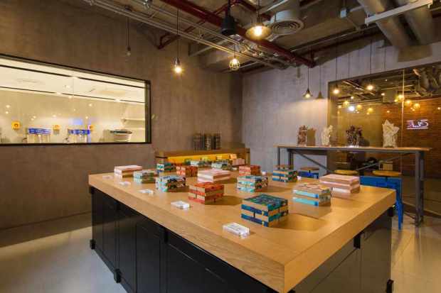 7. The Garage interiors - Chocol8.jpg