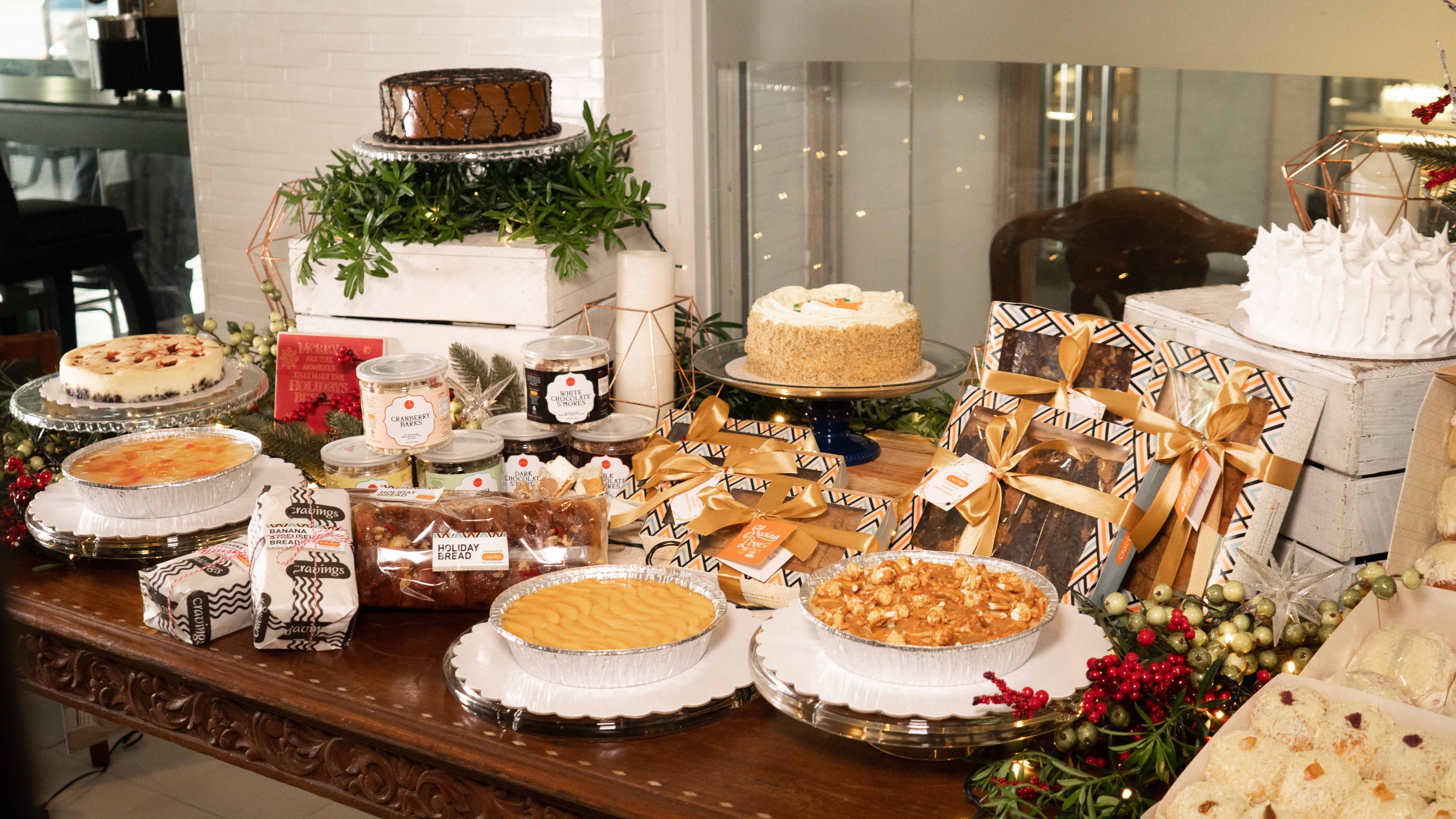 Christmas Table2.jpg